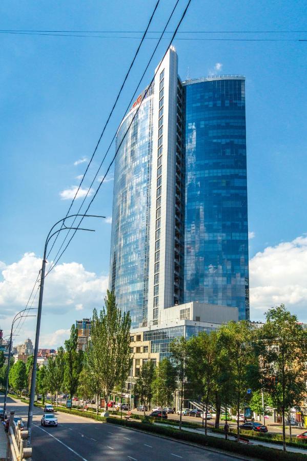Бульвар Леси Украинки 10 كييف المظهر الخارجي الصورة